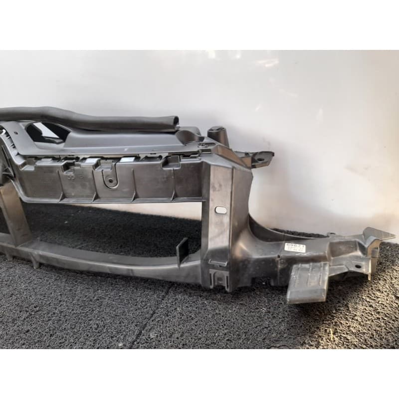 Recambio de panel frontal para citroën c4 lim. seduction referencia OEM IAM - Blanco 4