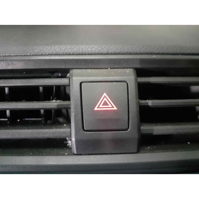 Recambio de warning para seat arona xcellence edition referencia OEM IAM - Blanco
