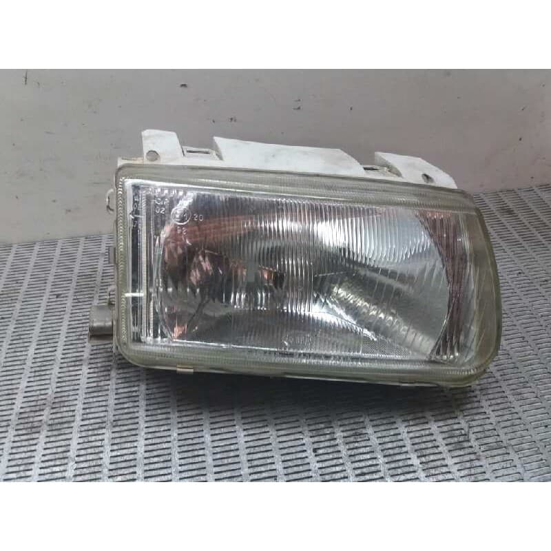 Recambio de faro derecho para volkswagen polo berlina (6n1) 1.3 referencia OEM IAM - Blanco