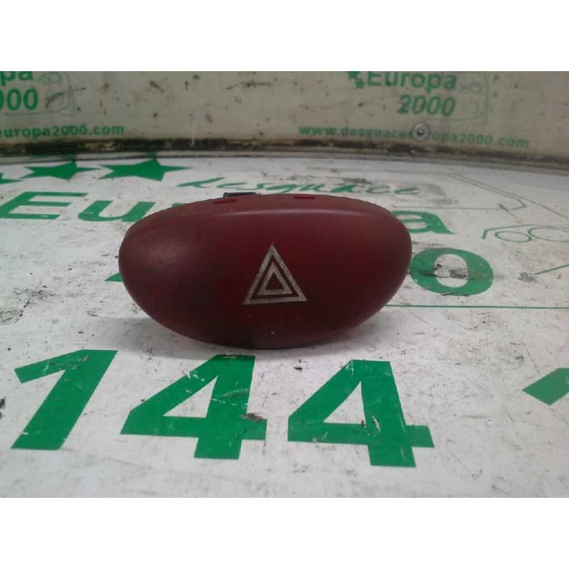 Recambio de warning para peugeot 206 berlina referencia OEM IAM