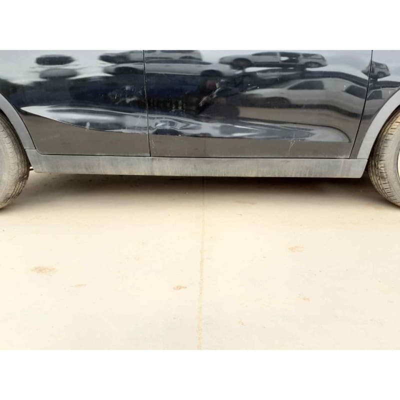 Recambio de faldon lateral para ssangyong tivoli limited 4x2 referencia OEM IAM