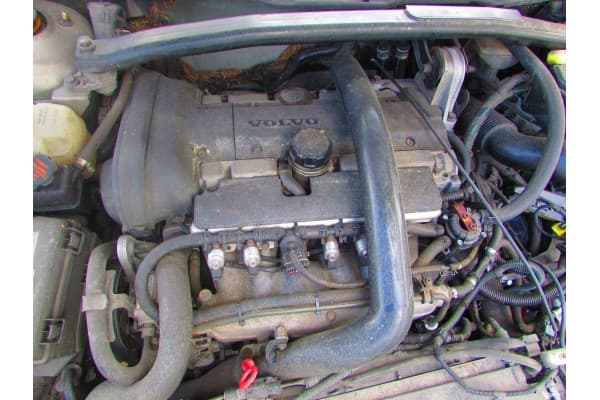 Motor Volvo V70 S60 S80 XC70 2.4T B5244T3 200KM usado