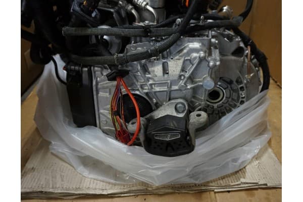 Motor 2.0 TDI Inferior VW T6 Lift T6.1 usado 7