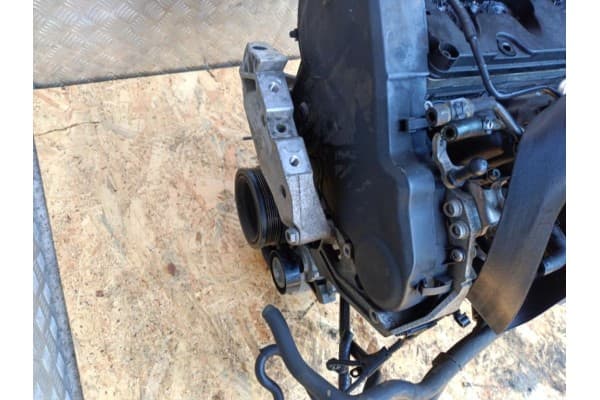 Motor Diésel Audi A3 8P 1.6 TDI Cayc usado 6