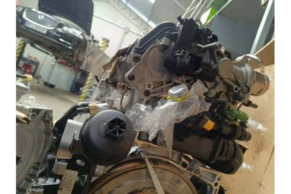 Motor completo Opel Astra L VI 1.6 Thp híbrido usado 8