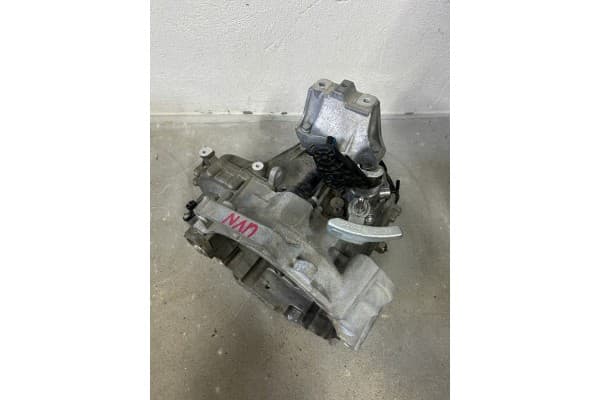 Caja de Cambios VW Seat Audi Skoda 1.0 Uvn usado 2