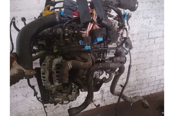 Motor para Renault Captur 2018 usado 3