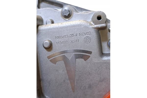 Motor Trasero Tesla Model S 2021 usado 8