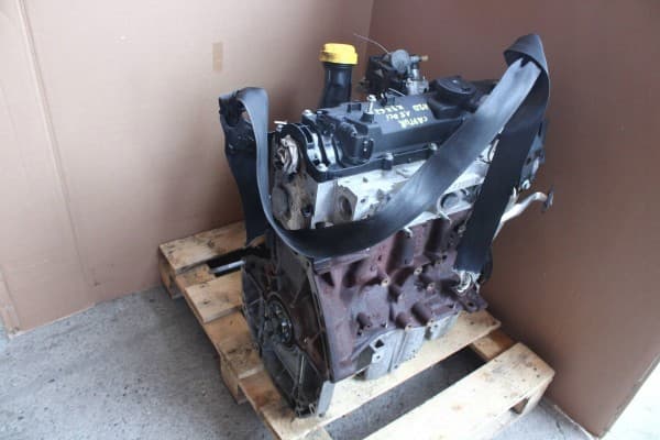 Motor trasero Renault Captur 1.5 DCI K9K628 usado 4