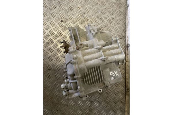 Diferencial trasero para Toyota RAV4 (XA40) 2017 usado 3
