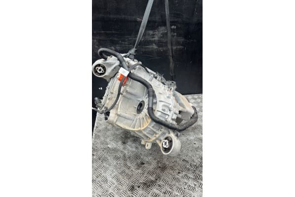 Motor completo Tesla Model Y 2023 3D7 usado