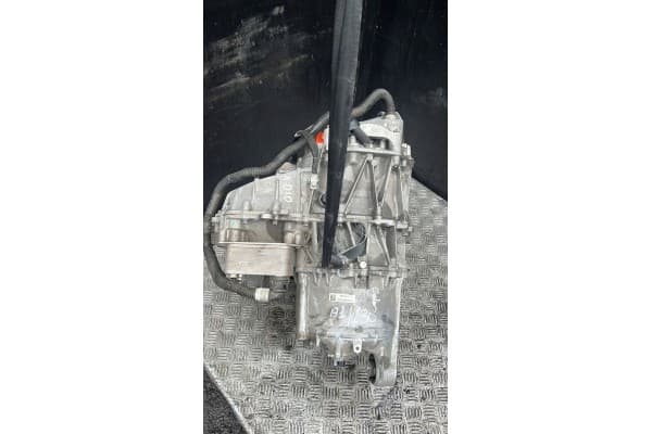 Motor completo Tesla Model Y 2023 3D7 usado 2