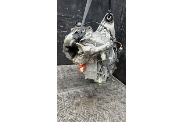 Motor completo Tesla Model X 2019 147810000B usado 2