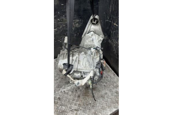 Motor completo Tesla Model X 2019 147810000B usado 4