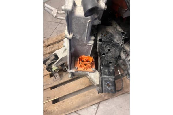 Motor eléctrico completo Nissan Leaf 3NA0B usado 6