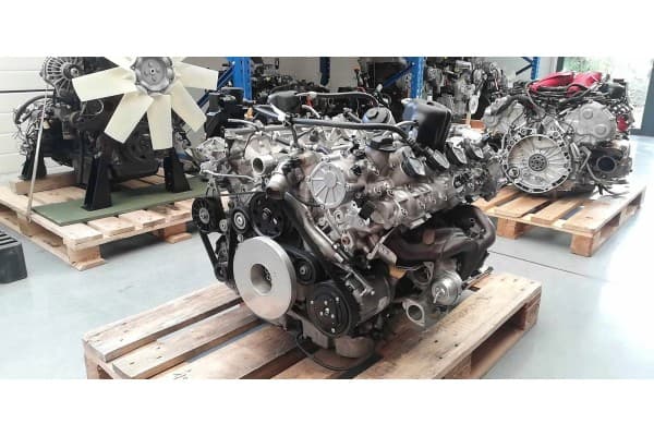 Motor Ferrari Portofino V8 Bi-Turbo 299065 usado 7