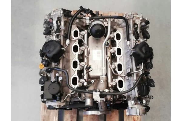 Motor Ferrari Portofino V8 Bi-Turbo 299065 usado 10