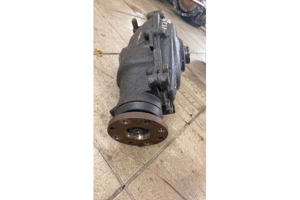 Diferencial delantero BMW X3 E83 2010 usado 4