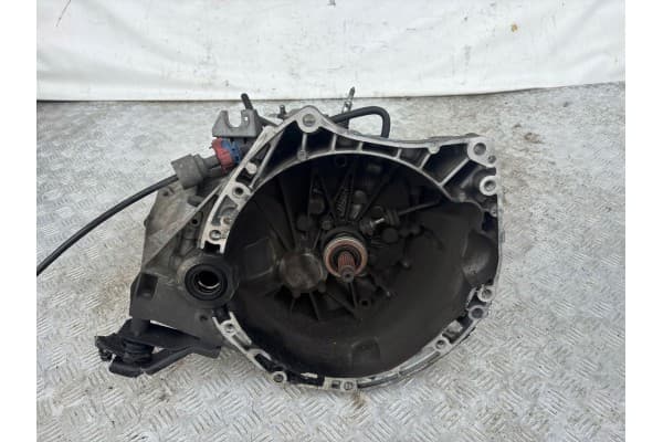 Caja de Cambios TL4116 2.0 16V Nissan Qashqai usado