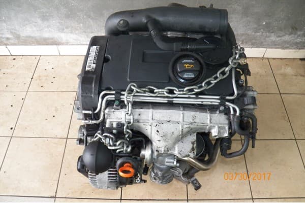 Motor VW Passat B6 2.0 16V TDI Bkd usado
