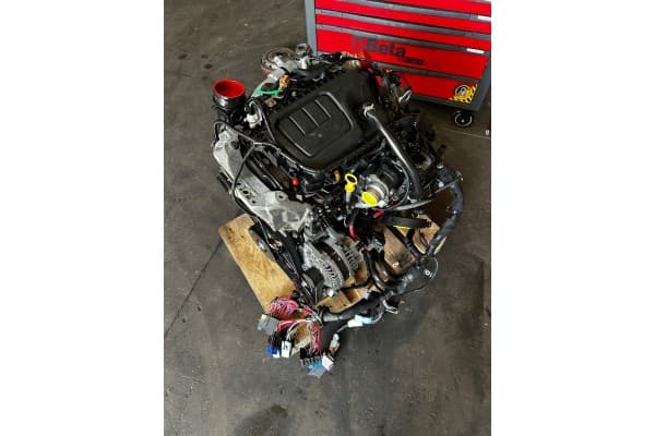 Motor R9M 1.6 DCI Bi-Turbo 452 R9M452 usado 2