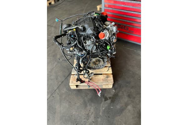 Motor R9M 1.6 DCI Bi-Turbo 452 R9M452 usado 3