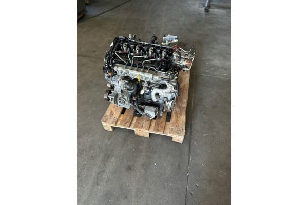 Motor 2.2 Mazda R2AA original sin reparar usado