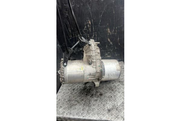 Motor completo Tesla Model S 2014 100263300H usado 4