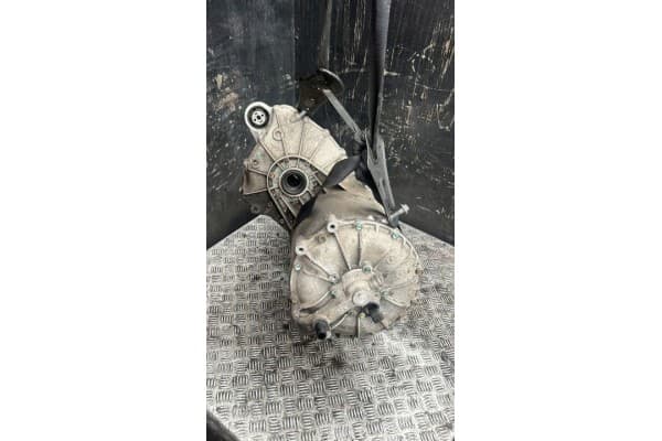 Motor completo Tesla Model S 2014 100263300H usado 7