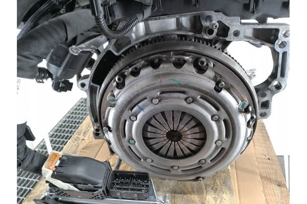 Motor Peugeot 208 HN05 10XVAW 1.2 Thp PureTech usado 4