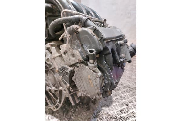 Motor Bare Post BMW E87 120i N46B20BY usado 4