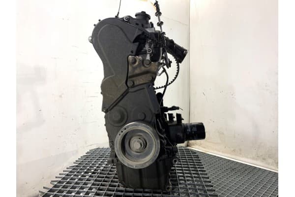 Motor Citroën 2.0 HDI 109HP Rht para C8 usado 4