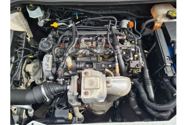 Motor 1.3 Cdti A13DTE 95KM para Opel Astra J usado 2