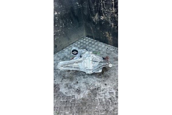 Diferencial trasero Audi Q5 Gub 2025 0B050043S usado 2