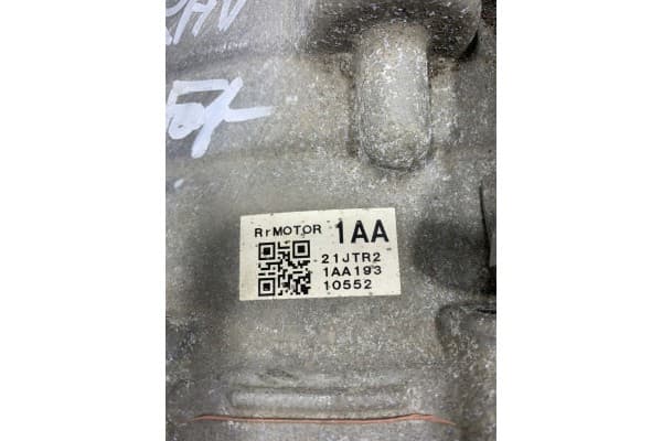 Diferencial trasero Toyota RAV4 (XA50) 2019 usado 2