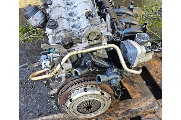 Motor de gasolina 1.2 Azq VW Polo IV 9N usado 3