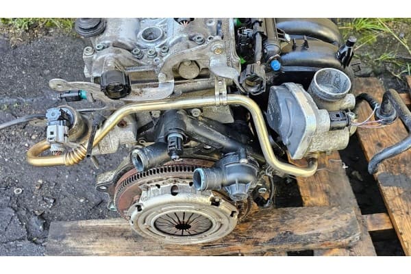 Motor de gasolina 1.2 Azq VW Polo IV 9N usado 7