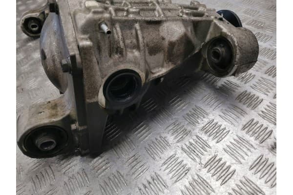 Diferencial delantero Nissan Navara D23 usado 3