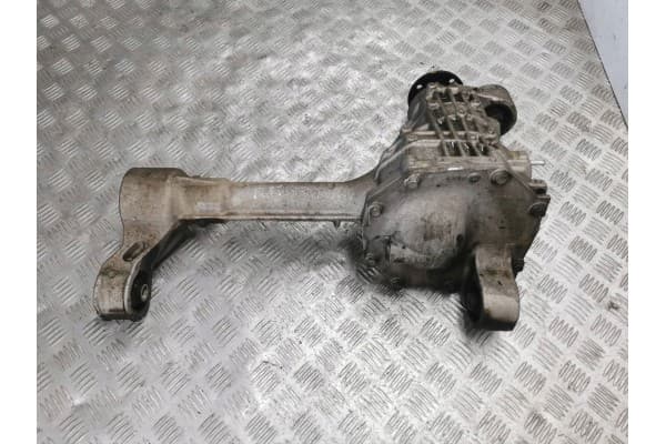 Diferencial delantero Nissan Navara D23 usado 5