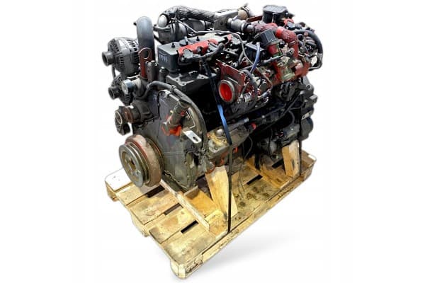 Motor ISLG320 Solaris usado 9