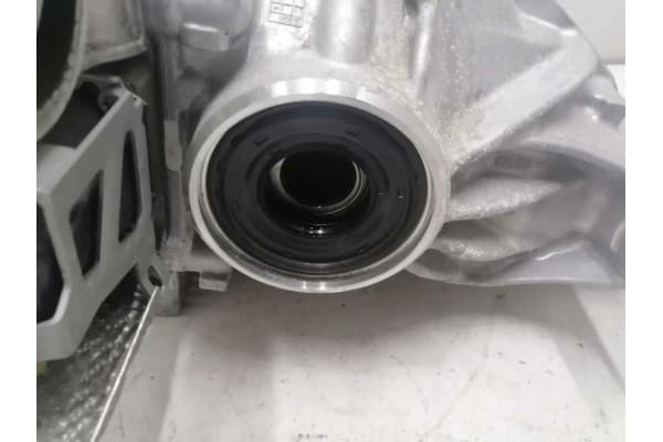 Diferencial trasero BMW 8 G14 2022 usado 4