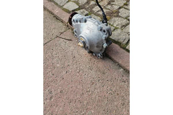 Diferencial delantero BMW F25 X3 2.81 8618380 usado 4