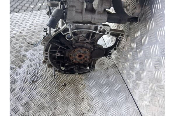 Motor Peugeot Citroën 1.2 Vti HM01 10B208 usado 11