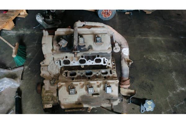 Motor 3.5 V6 Chrysler Pacifica 2006 04792660AB usado 2
