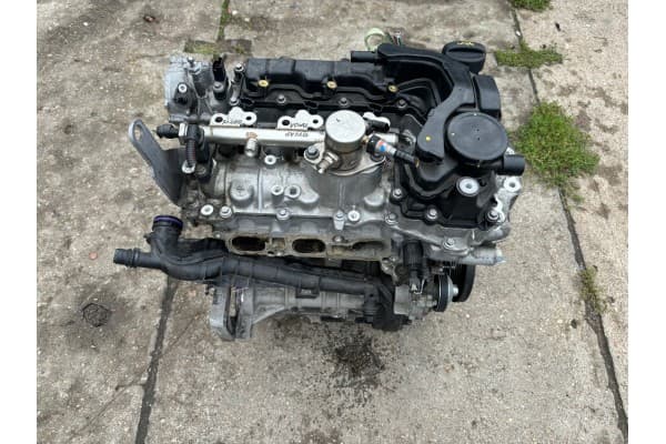 Motor Peugeot 2008 II 1.2 Thp HN05 10XVAP usado 7