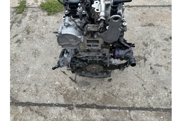 Motor Peugeot 2008 II 1.2 Thp HN05 10XVAP usado 10