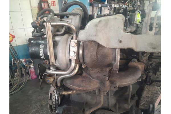 Motor Renault Laguna II 2.0 Turbo F4R764 usado 6