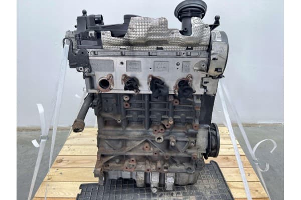 Motor VW Golf VI Passat Seat Skoda 2.0 TDI Cbd usado 2