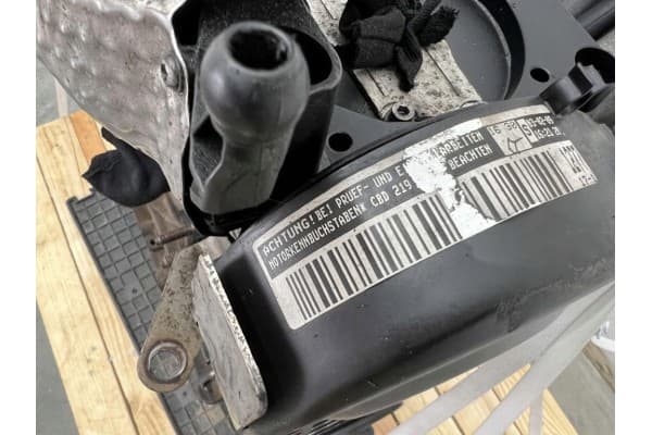 Motor VW Golf VI Passat Seat Skoda 2.0 TDI Cbd usado 6
