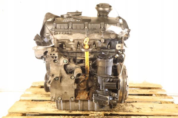 Motor Volkswagen Touran 1.9 TDI 103CV Bkc usado 4
